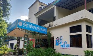 সংস্কারের পরও কাটেনি কুবির ক্যাফেটেরিয়ার দুর্ভোগ