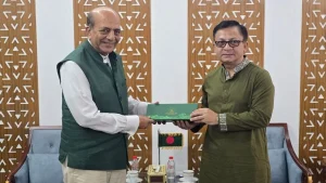 সুতা আমদানির ওপর নিষেধাজ্ঞা প্রত্যাহার ও সীমান্ত হাট চালুর উদ্যোগ: বাংলাদেশ ভারতের বৈঠক