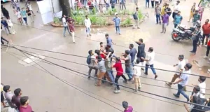 জবিতে ছাত্রদল-শিবির দফায় দফায় সংঘর্ষ, ভিপি-জিএসকে মেরে বের করে দেওয়ার অভিযোগ