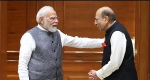 তিনটি গুরুত্বপূর্ণ বৈঠকের পর কী বার্তা নিয়ে মোদির কাছে দীনেশ ত্রিবেদী?