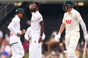এক বিরল রেকর্ড সৃষ্টি হলো বাংলাদেশ-অস্ট্রিলিয়ার আজকের খেলায়