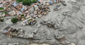 বেরিয়ে আনা হচ্ছে একের পর এক লাশ, এখন পর্যন্ত নিহত ৩৯০
