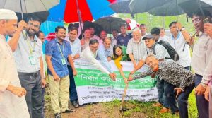 উখিয়া কলেজে কিশোরীদের জন্য টয়লেট ও বিশ্রামকক্ষ নির্মাণ শুরু