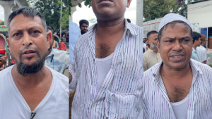 আগারগাঁওয়ে বাজারের প্রবেশপথ দখল করে দোকান নির্মাণ, বাধা দেওয়ায় ব্যবসায়ীদের ওপর বিএনপি নেতাকর্মীদের হামলা