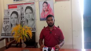 ‘অতিথি না করায় ১৪৪ ধারা জারি করা’ বহিষ্কৃত ছাত্রদল নেতার সংবাদ সম্মেলন