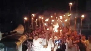 বাঁশখালীতে আওয়ামী লীগের মশাল মিছিল, পুলিশের মামলায় গ্রেপ্তার ৩
