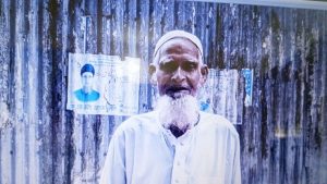১৫ বছর পর ১০০ টাকার ঋণ শোধ করলেন শামসের আলী