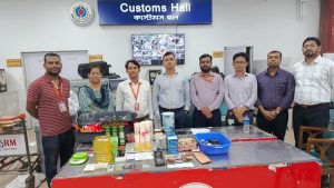 বিমানবন্দর এলাকায় গাড়ি থেকে উদ্ধার পৌনে ৪ কোটি টাকার স্বর্ণ