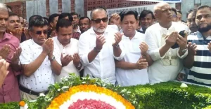 কোকোর জন্মবার্ষিকীতে বনানী কবরস্থানে স্বেচ্ছাসেবক দলের দোয়া