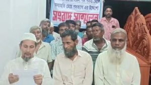 গোপালগঞ্জে সংবাদ সম্মেলন করে আ.লীগের ১৫ নেতার পদত্যাগ