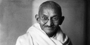 স্ত্রীর মৃত্যুতে একাকিত্বে ভোগা বন্ধুকে লেখা গান্ধীর চিঠি ২০ কোটি টাকায় বিক্রি