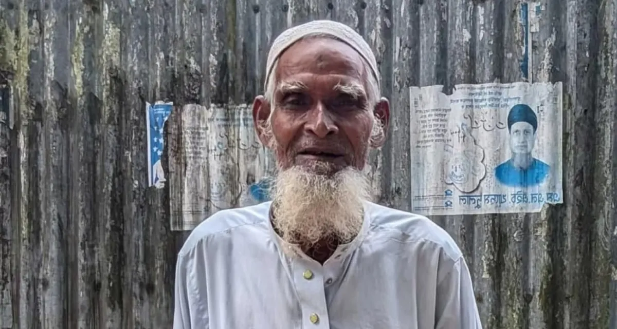 বৃদ্ধ পাওনাদারের বাড়িতে এলেন ১৫ বছর আগের ১০০ টাকা ফেরত দিতে