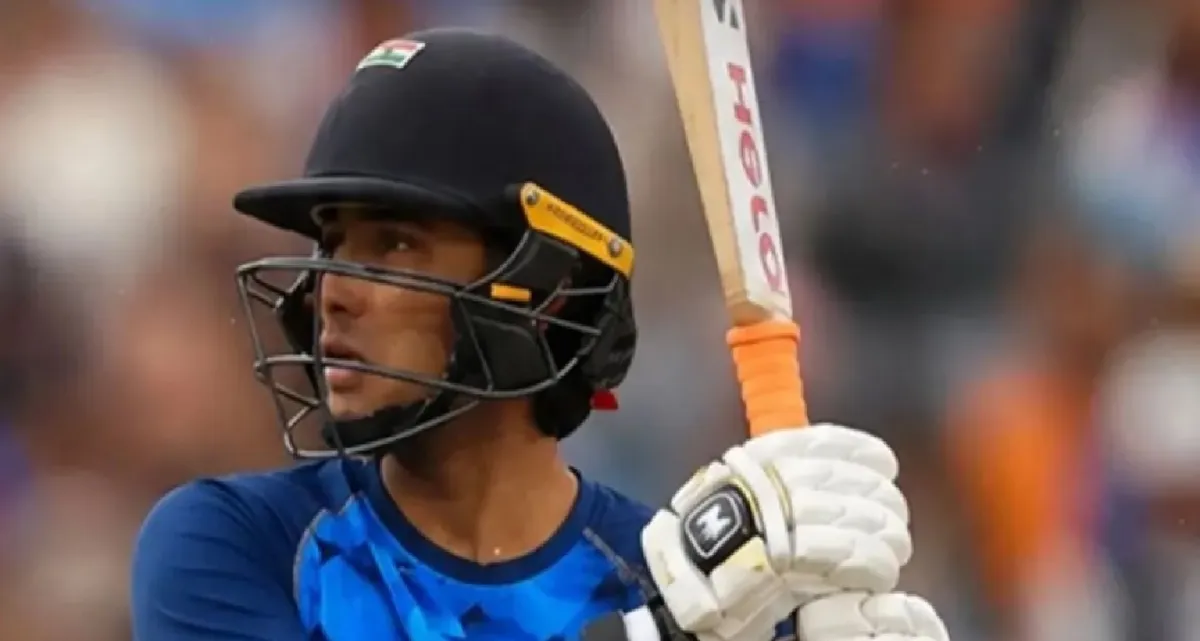 অবিশ্বাস্য ব্যাটিং, ২৫ ছয় ও ১৫ চারে ২৩৩ রান!