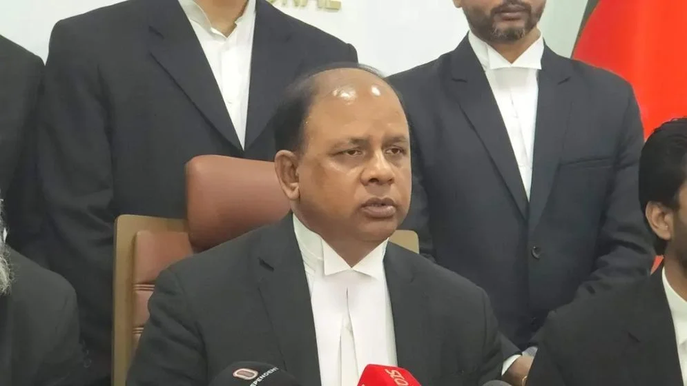 শেখ হাসিনার বক্তব্য প্রচারে কোনো আইনি বাধা দেখছেন না চিফ প্রসিকিউটর
