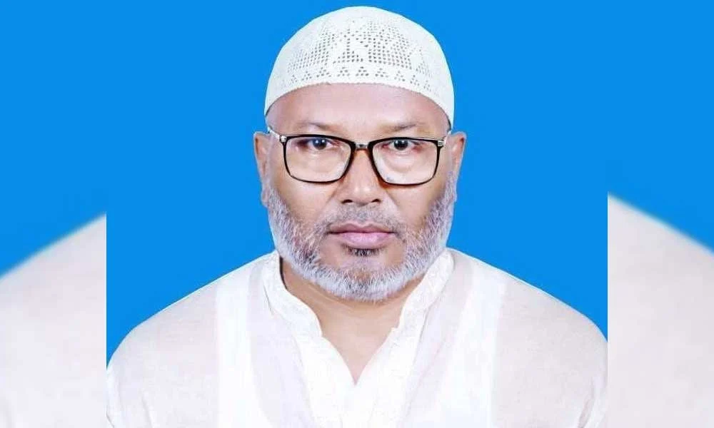 ভারতে যাওয়ার সময় বেনাপোলে আটক কৃষক লীগ নেতা