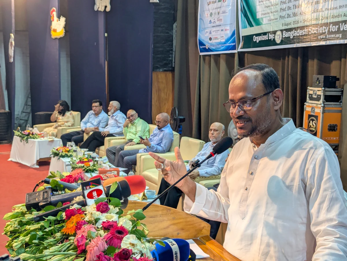 লাইক-ফলোয়ার বাড়ানোর জন্য উল্টাপাল্টা বক্তব্য দিয়ে রাজনীতি করা উচিত নয়: প্রতিমন্ত্রী টুকু