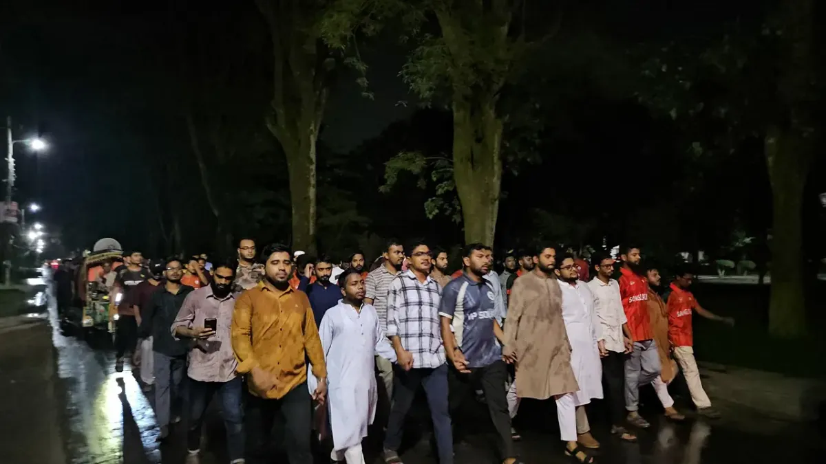 শিক্ষক নিয়োগে ম্যানেজিং কমিটির হাতে ক্ষমতা, রাবিতে শিবিরের বিক্ষোভ