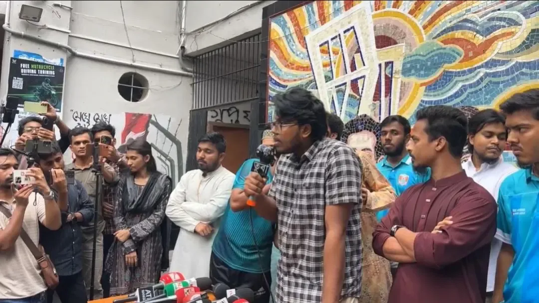 ‘জনগণকে আশরাফুল ভাবা বন্ধ করেন’, শিক্ষামন্ত্রীকে ডাকসু নেতা জুবায়ের
