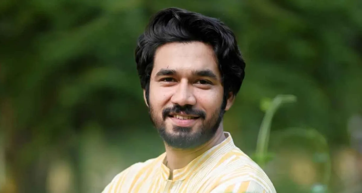 হাসপাতালে নেওয়া হয়েছে গুরুতর আহত অভিনেতা খায়রুল বাসারকে