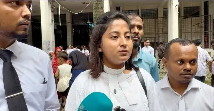 যথাযথ চিকিৎসা পাচ্ছেন না পলক-অভিযোগ আইনজীবীর