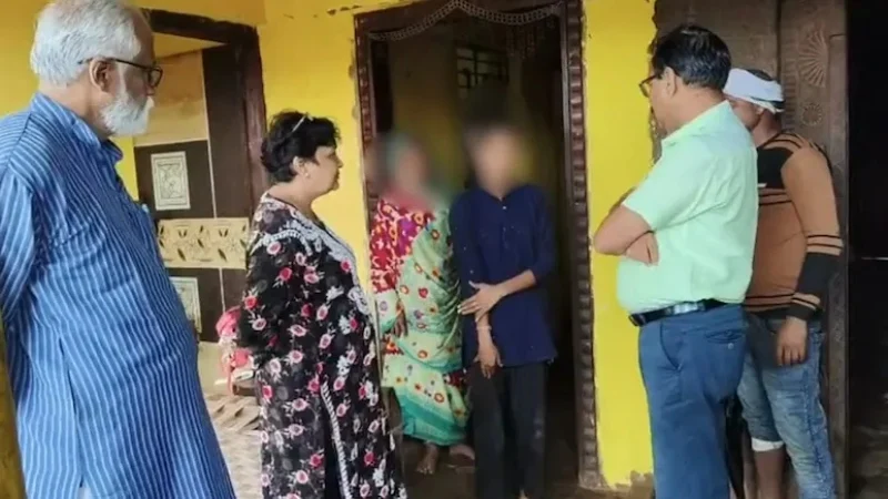 ভারতে ভূতের ভয়ে হোস্টেল ছাড়লেন ৬০০ ছাত্রী