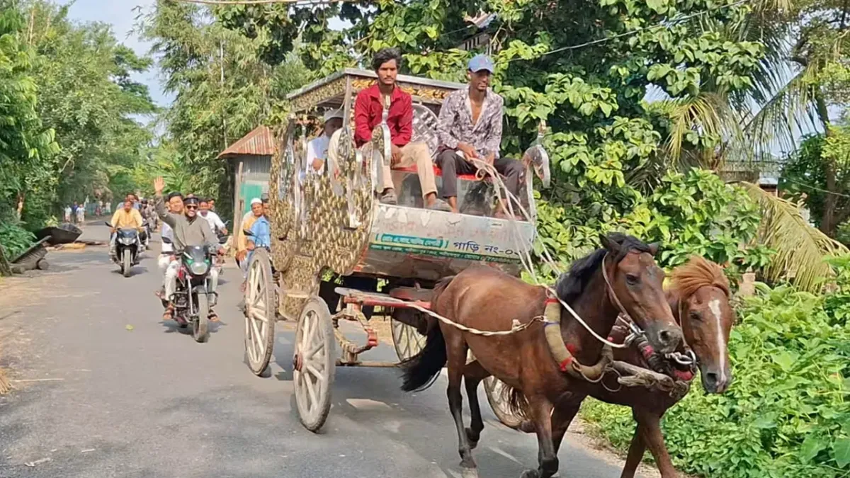 ২৫ বছর দায়িত্ব পালনে পর ঘোড়াগাড়িতে ইমামের রাজকীয় বিদায়