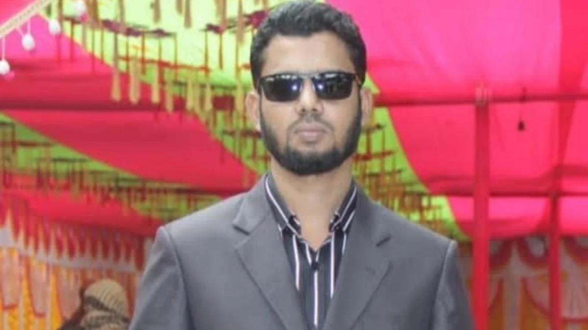 ফুটবল খেলায় অতিথি না করায় ছাত্রদল নেতার ‘১৪৪ ধারা জারির’ মাইকিং