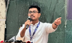 ঢাবি প্রশাসনের তদন্ত কমিটি মানে একটা মুলা ঝুলানো: সাদিক কায়েম