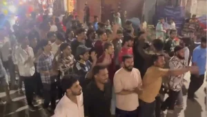 একযুগ পর নতুন কমিটি: ত্যাগীদের বাদ দিয়ে কমিটি করায় পদবঞ্চিচ ছাত্রদলের বিক্ষোভ মিছিল