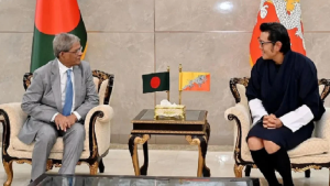 ঢাকায় ভুটানের রাজার যাত্রাবিরতি, রাষ্ট্রপতির সৌজন্য সাক্ষাৎ
