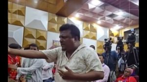 পাঁচ মাসে সরকারের দোষ দিচ্ছেন, আপনারা ওই দুই বছরে শহীদদের বিচার করলেন না কেন: শহীদ জিসানের বাবার ক্ষোভ