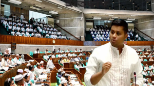 ছয় মাসে আইনশৃঙ্খলা পরিস্থিতি পুনরুদ্ধার করতে পেরেছেন, না কি স্বরাষ্ট্রমন্ত্রী ব্যর্থ: জানতে চান হাসনাত
