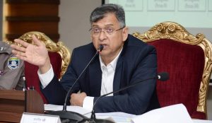 আইনশৃঙ্খলা পরিস্থিতি পুরোপুরি নিয়ন্ত্রণে, বললেন স্বরাষ্ট্রমন্ত্রী