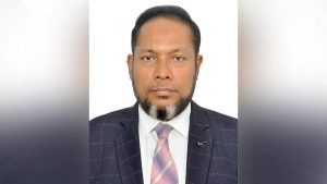 কুবির ক্যারিয়ার ডেভেলপমেন্ট সেন্টারের দায়িত্বে রেজিস্ট্রার মুজিবুর রহমান