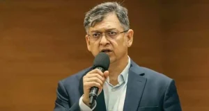 আওয়ামী দোসরদের গ্রেপ্তার করলে পুলিশকে পুরস্কৃত করা হবে: স্বরাষ্ট্রমন্ত্রী