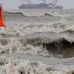 ঝড়ের শঙ্কা, কক্সবাজার ও চট্টগ্রাম সমুদ্রবন্দরে ৩ নম্বর স্থানীয় সতর্কসংকেত