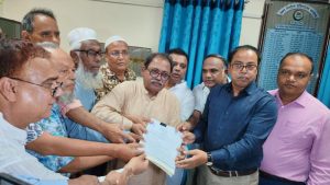ঠাকুরগাঁও-১ উপনির্বাচনে বিএনপির মির্জা ফয়সলের মনোনয়ন দাখিল