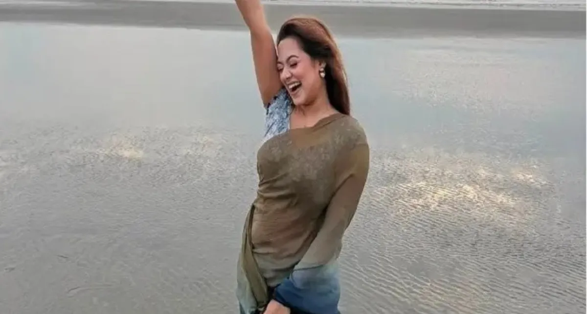 নতুন লুকে প্রার্থনা ফারদিন দীঘি