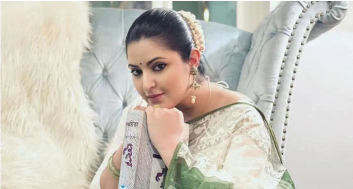 জানেন নায়িকা পরীমনি প্রথম পারিশ্রমিক কত টাকা পেয়েছিলেন?