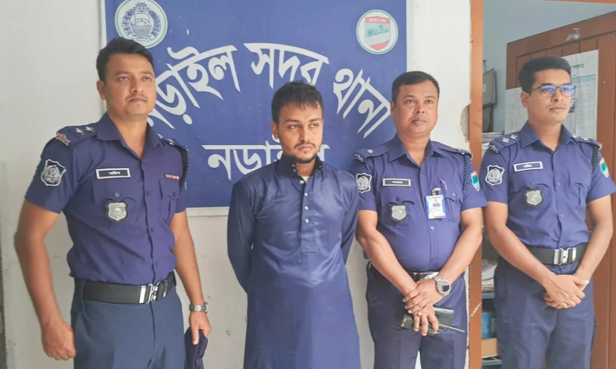নড়াইলে মাদ্রাসায় ৬ ছাত্রকে বলাৎকারের অভিযোগে শিক্ষক গ্রেপ্তার