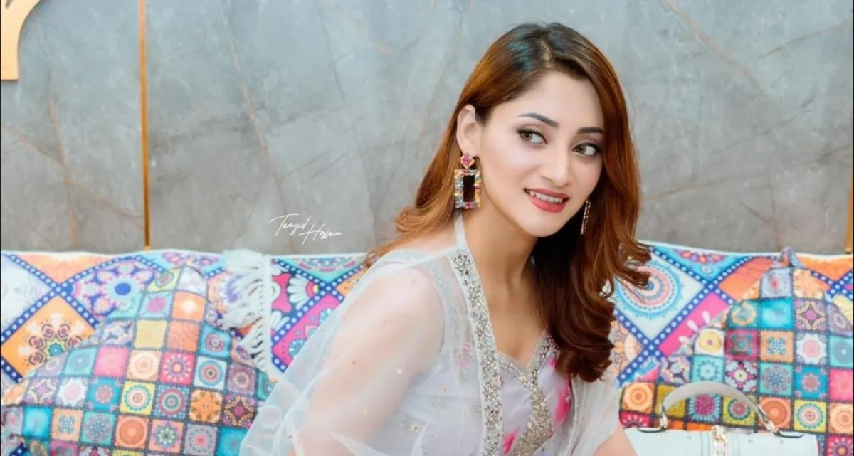 অবশেষে কাকে বিয়ে করছেন অভিনেত্রী পূজা চেরি?