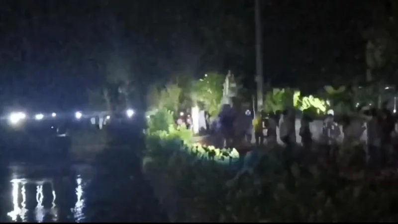 ফুটবল খেলা দেখতে গিয়ে তর্কাতর্কি: ব্রাহ্মণবাড়িয়ায় টর্চ লাইট জ্বালিয়ে দুই গ্রামবাসীর সংঘর্ষ