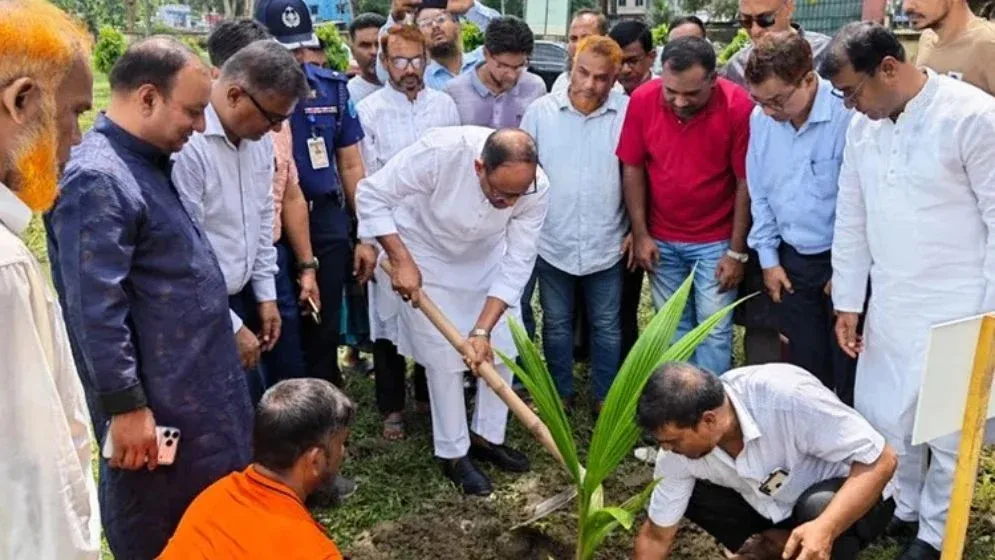 মৎস্য উৎপাদন বাড়াতে আধুনিক প্রযুক্তির ব্যবহার বাড়াতে হবে: প্রতিমন্ত্রী টুকু