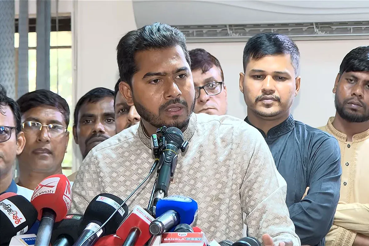 প্রত্যেক ছাত্র উপদেষ্টার নামে শত কোটি টাকার দুর্নীতি পাওয়া যাবে: নুরুল হক নুর