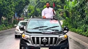 ‘সেই গাড়ি’ নিয়ে শোডাউনের ঘোষণা পাটওয়ারীর