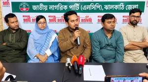 হাসিনাকে ফাঁসির কাষ্ঠে নিতে জুলাই শহীদদের পরিবারই যথেষ্ট: সারজিস