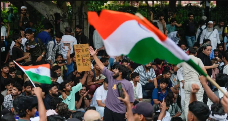 ‘পতনের দ্বারপ্রান্তে নরেন্দ্র মোদি’