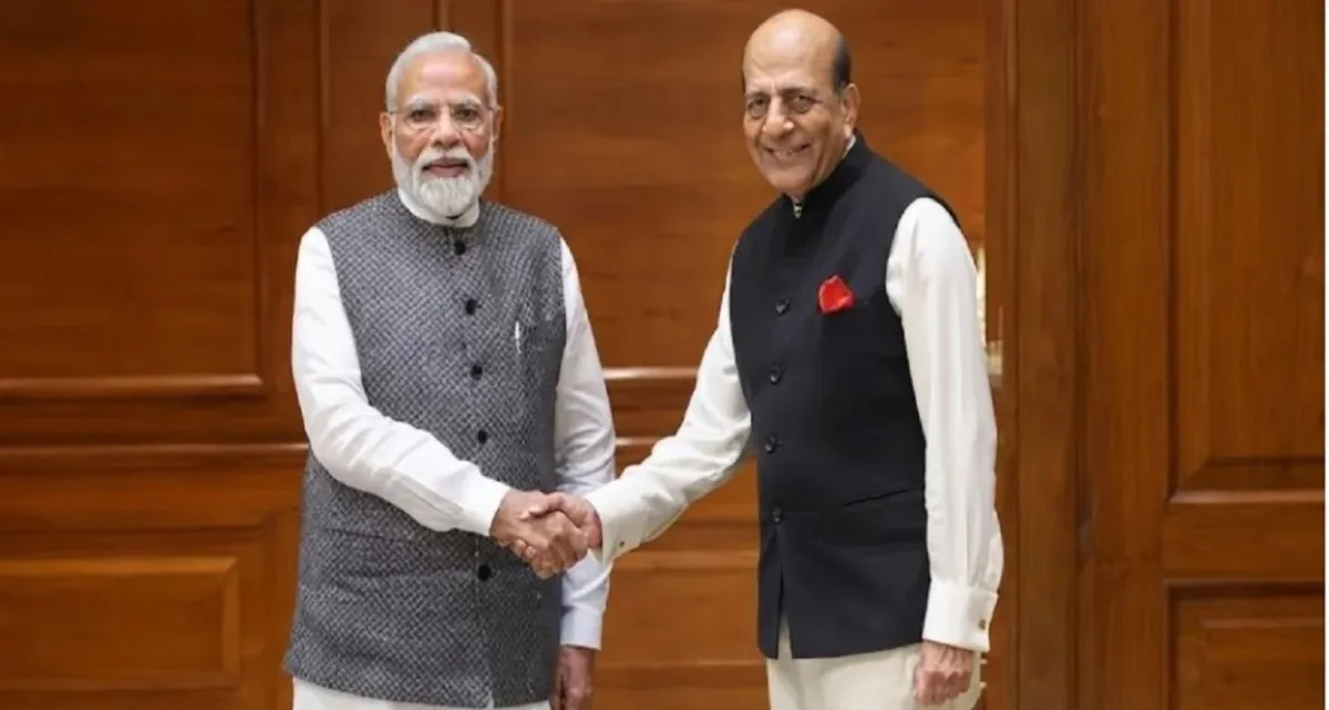 হঠাৎ মোদি-দীনেশ ত্রিবেদী বৈঠক, যা নিয়ে আলোচনা