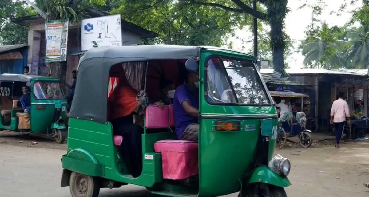 জানেন কেন অটোরিকশায় তিন চাকা থাকে?