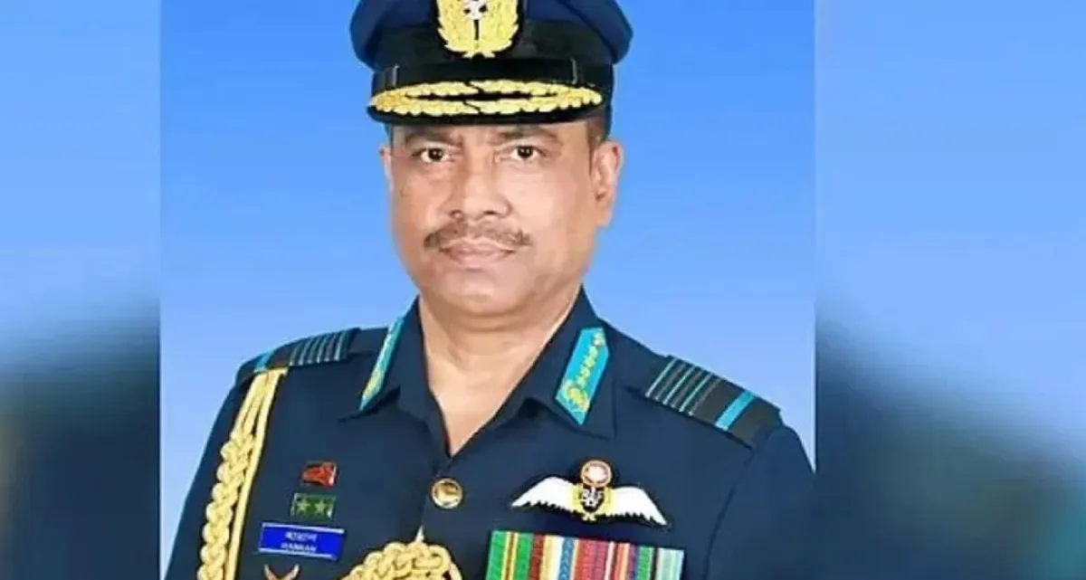 কাতারে গ্রেফতার বিমানবাহিনীর সাবেক প্রধান আব্দুল হান্নান
